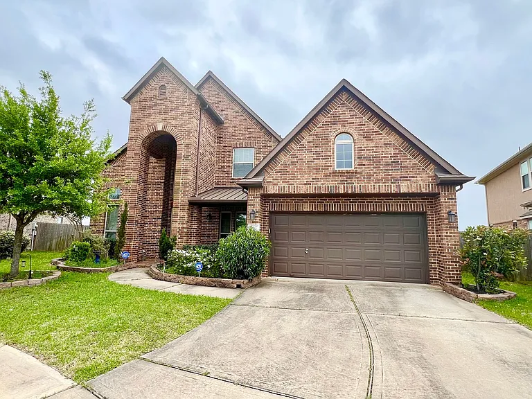 18607 Pelham Grove Ln — Photo 3