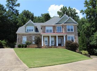 3865 Magnolia Leaf Ln, Suwanee, GA 30024
