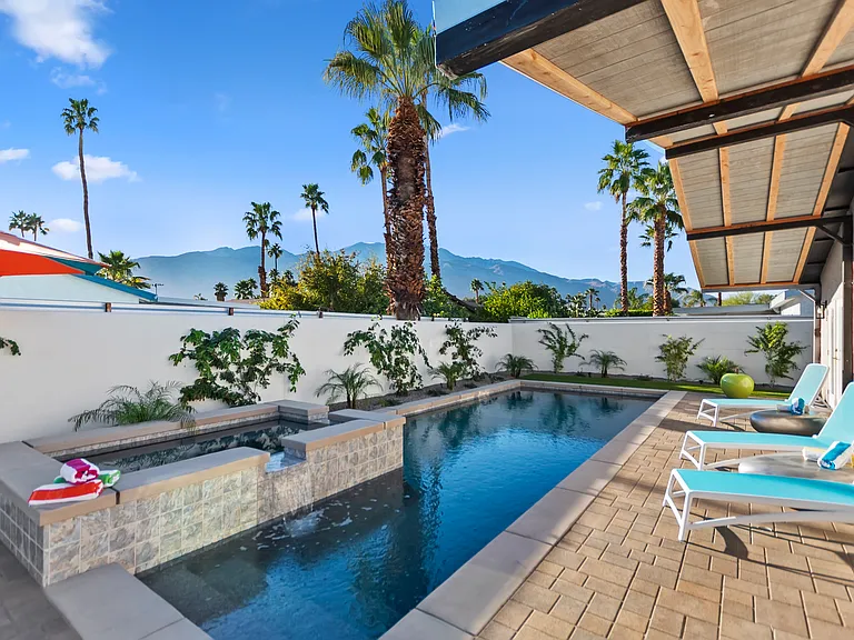 835 S Nueva Vista Dr — Photo 25