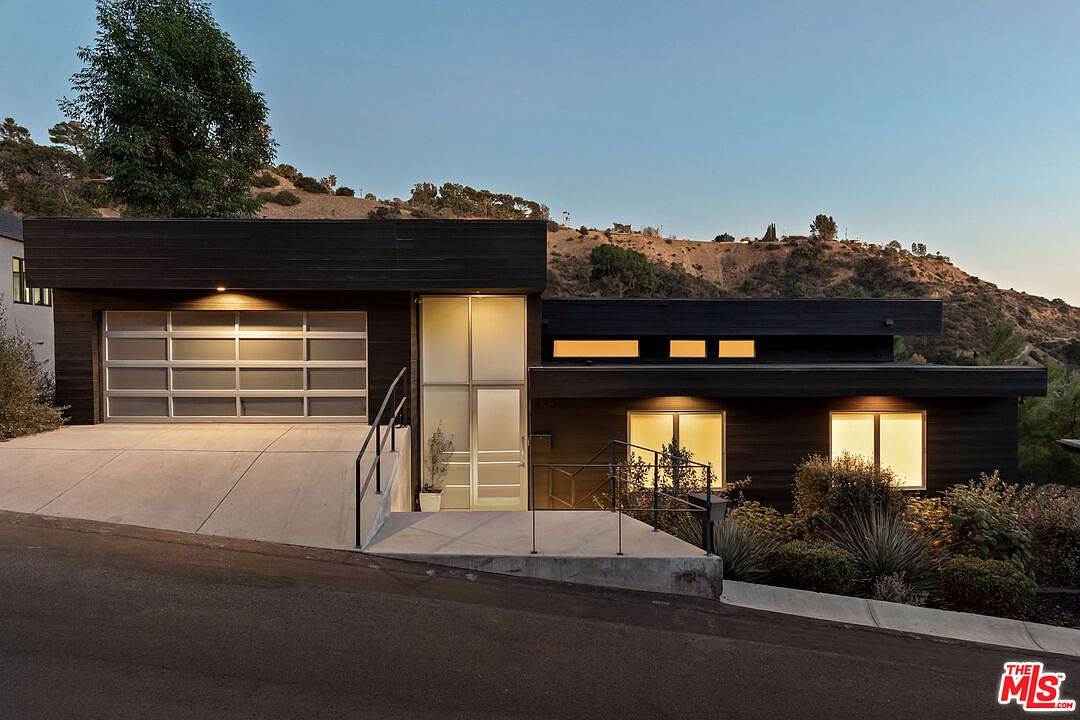2500 Zorada Dr, Los Angeles, CA 90046 | Zillow