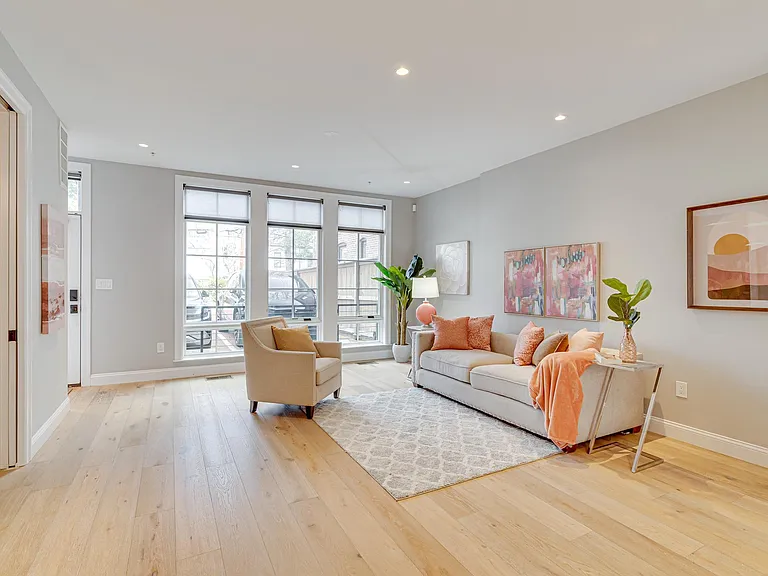 467 M St NW #1A — Photo 28