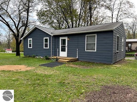 5th image of 6791 Wickert Rd