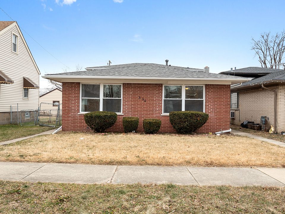 1st image of 394 Greenbay Ave
