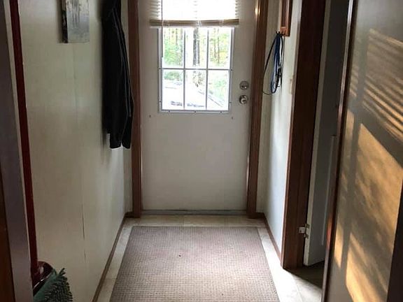 2nd image of 369 Linwood Ln