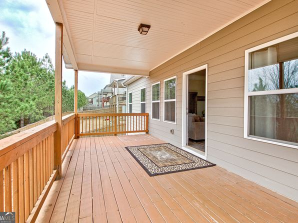 32 October Ave, Newnan, GA 30265