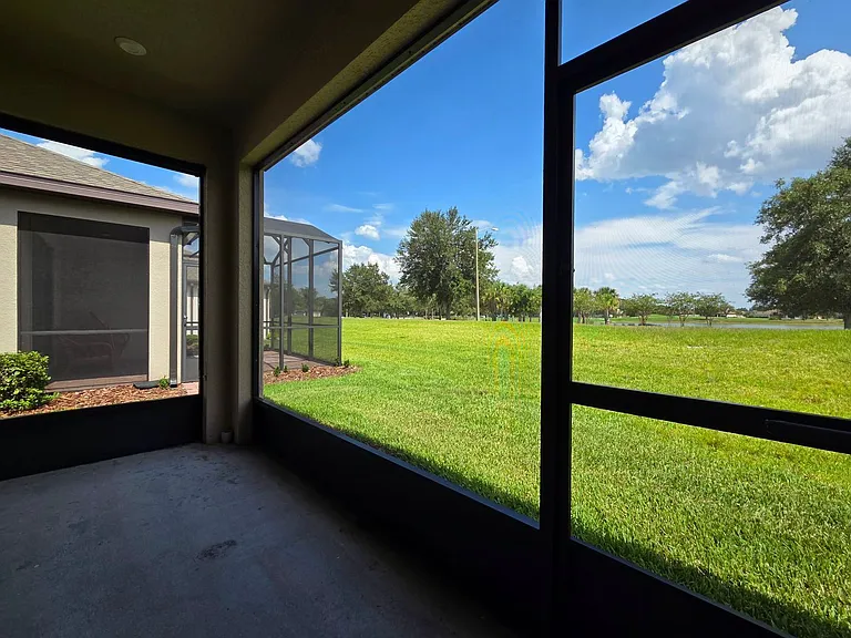 2182 Palm Tree Dr — Photo 16