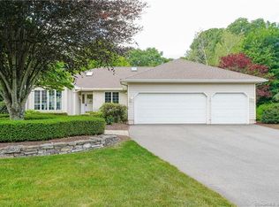33 Fairway Dr, Bolton, CT 06043