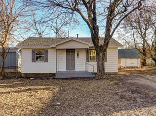1816 W Olive St, Springfield, MO 65802