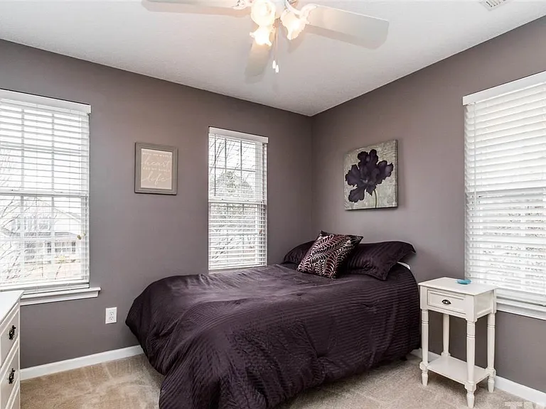 207 Cabana Dr — Photo 10
