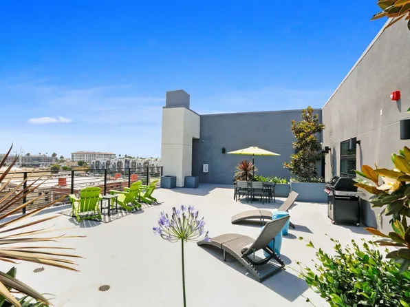 Thrive on 7th, 336 W 7th St #409, San Pedro, CA 90731