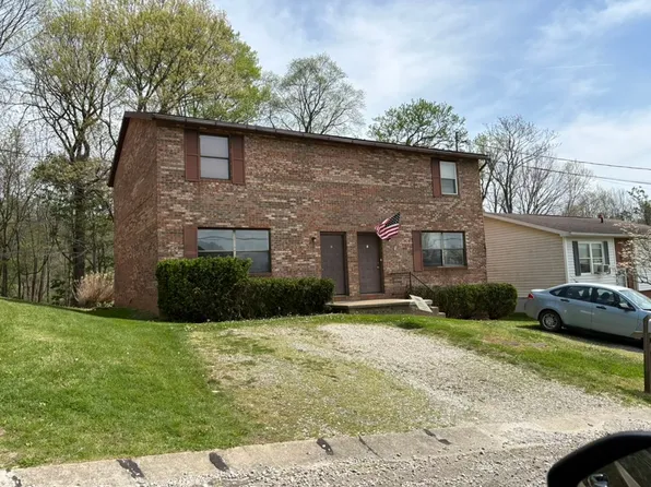 801 Huggins Rd APT A, Williamstown, WV 26187