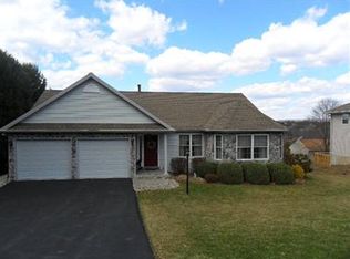 267 Creek Dr, Auburn, PA 17922