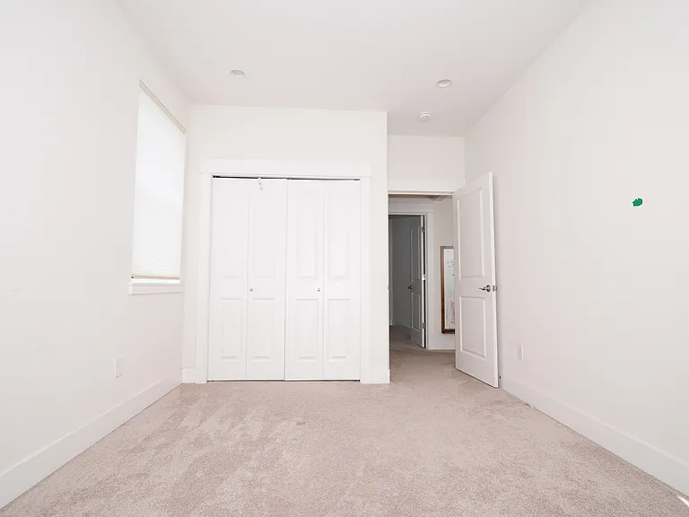 891 224th Ave NE — Photo 15
