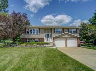 2118 Skaalen Rd, Stoughton, WI 53589