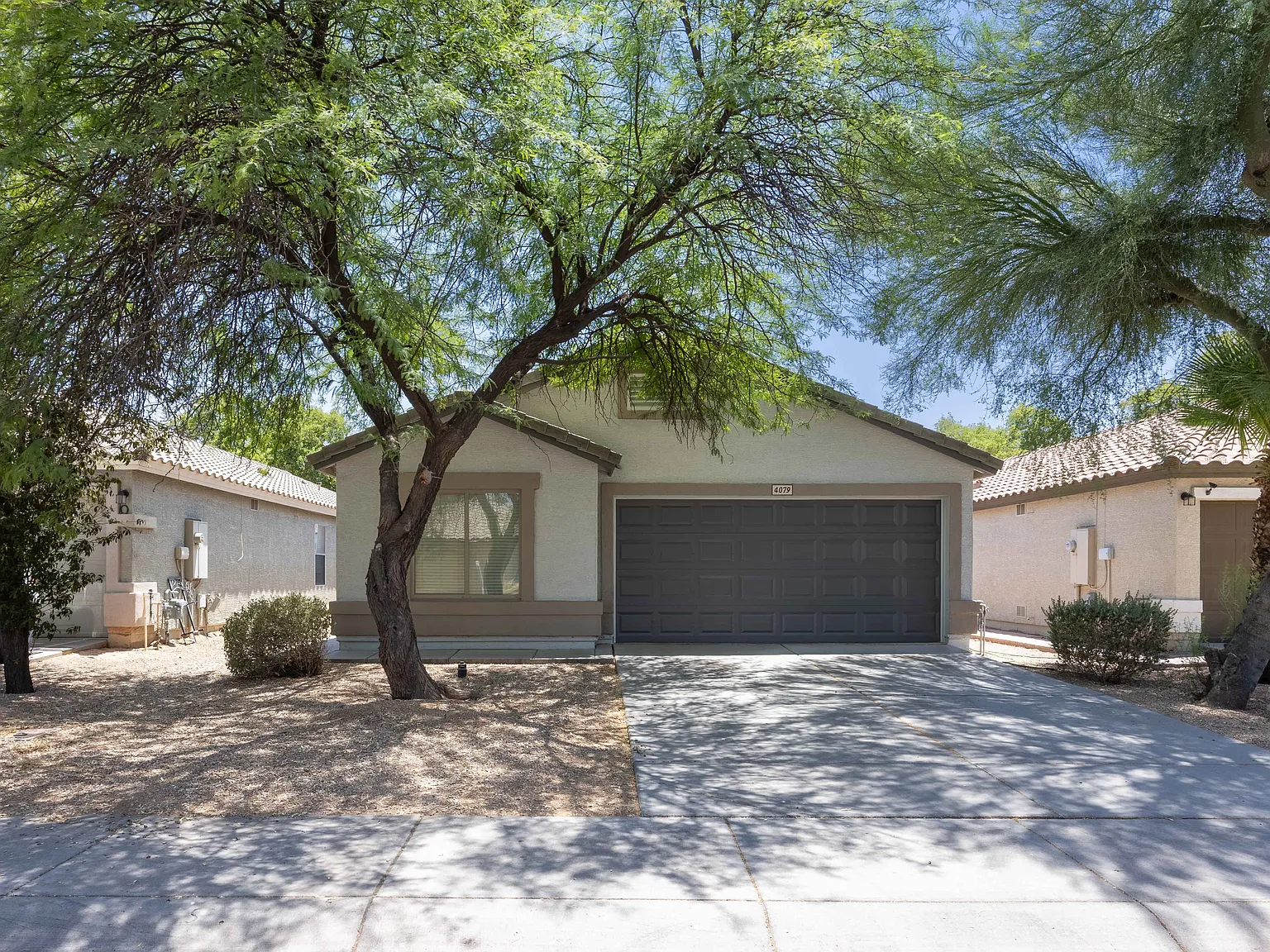 3 bed, 1471 sqft, $2,000 — Photo 1