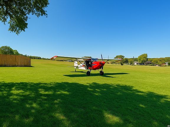 2nd image of 857 Madrona