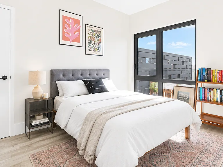 1510 Gates Ave #701 — Photo 10