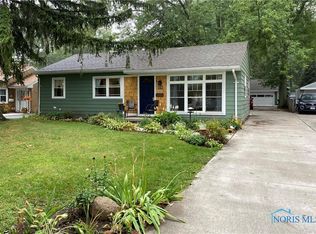 1138 Nela Pkwy, Toledo, OH 43615