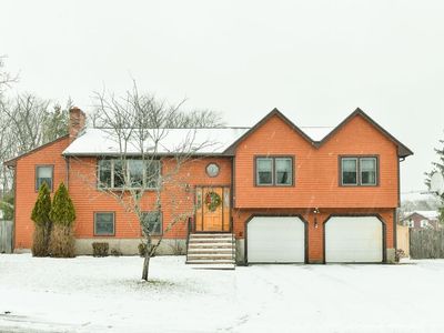 9 Coach Ln, Dedham, MA, 02026