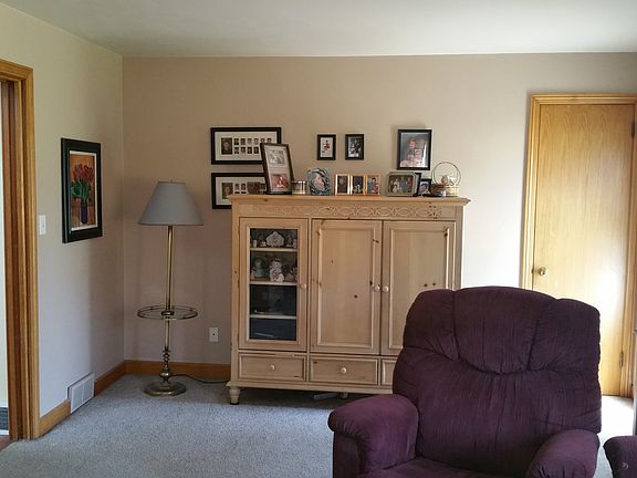 4th image of 2924 Penny Ln