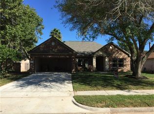 49 Ranch House Loop, Angleton, TX 77515
