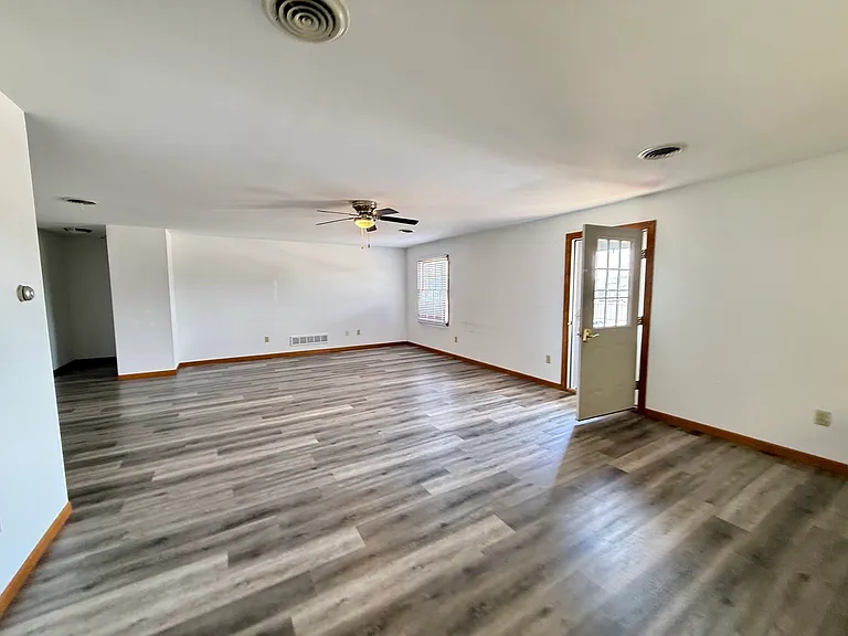 1617 N Bridge St #UPPER — Photo 3