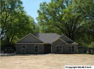 40 Mountain Home Rd, Trinity, AL 35673