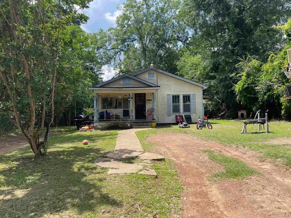 (undisclosed Address), Camden, AR 71701