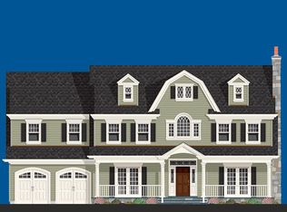 32 Osborne Rd, Garden City, NY 11530