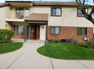 3735 W Loomis Rd #3735, Greenfield, WI 53221