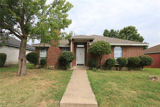 1st image of 2213 Waterway Dr