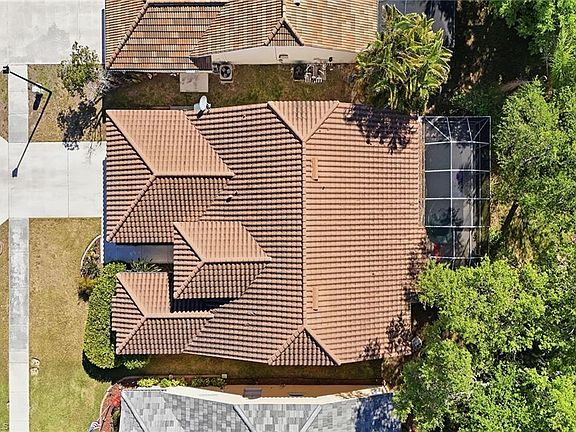 3rd image of 8128 Breton CIR