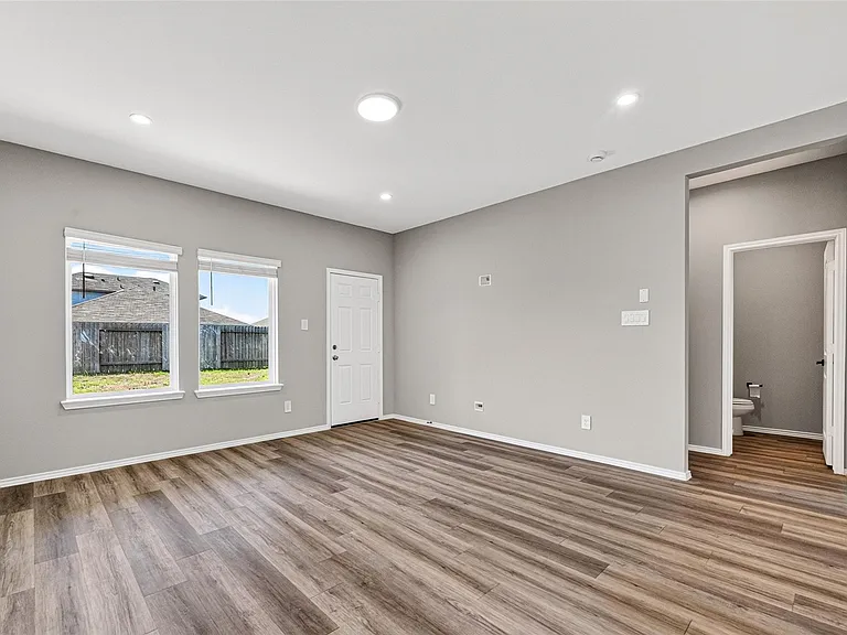 14529 Lily Plains Dr — Photo 11