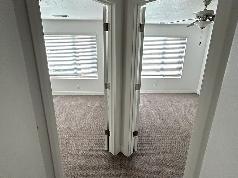 645 W Scarlet Hill Dr — Photo 15