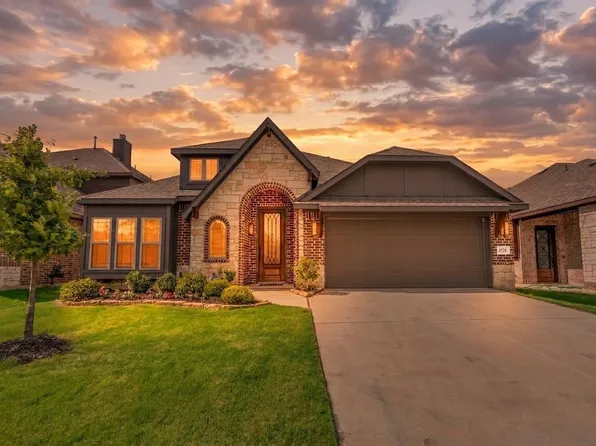 4520 Mill Falls Dr, Crowley, TX 76036