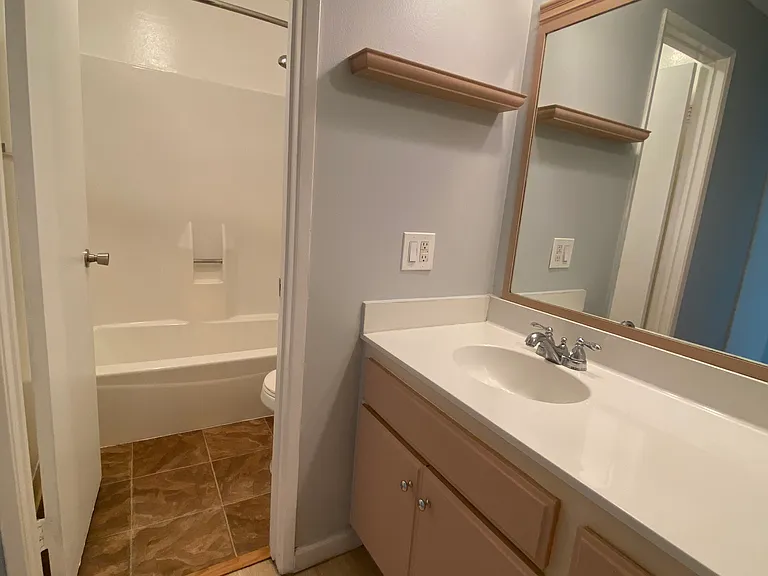 15425 Sherman Way #355 — Photo 5