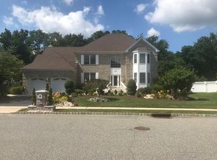 607 Windcrest Ct, Brick, NJ 08724