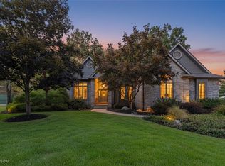 4376 Tomahawk Ln, Vermilion, OH 44089