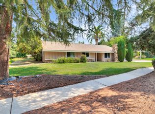 1353 Paige Ln, Redlands, CA 92373