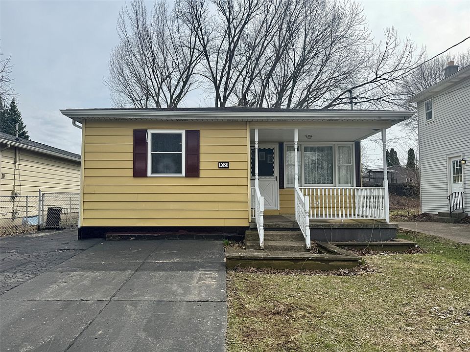 1st image of 1021 E 31st St