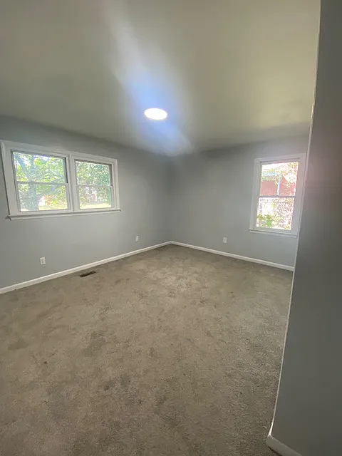 3 bed, 1150 sqft, $1,350 — Photo 3
