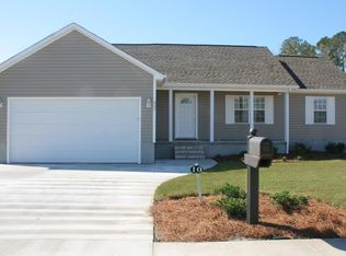 307 S Tree Ct, Newport, NC 28570
