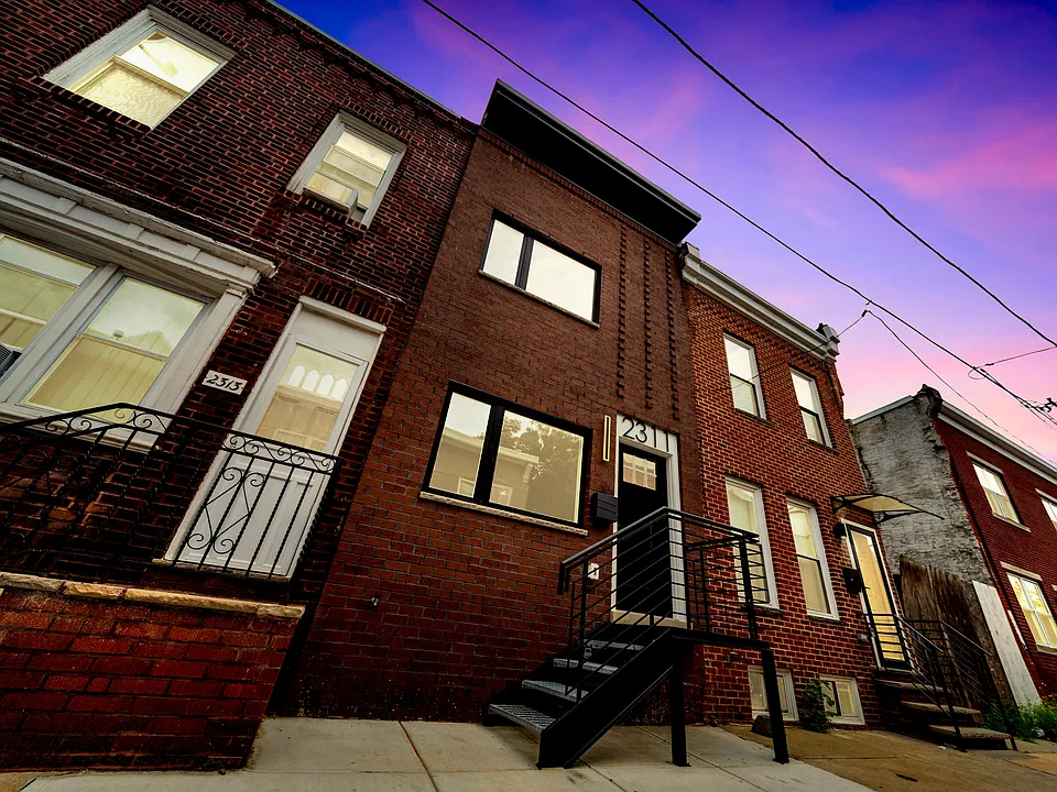 2311 Cross St