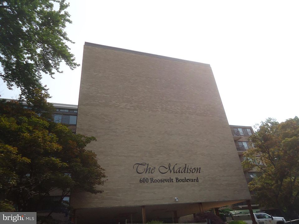 1st image of 600 Roosevelt Blvd APT 409