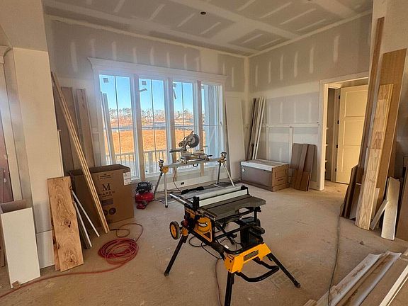 5th image of 1069 Azalea Garden Cir