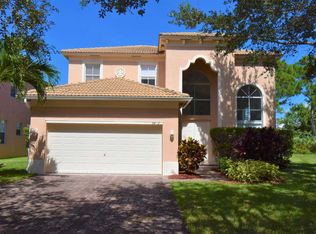 5832 Spring Lake Ter, Fort Pierce, FL 34951