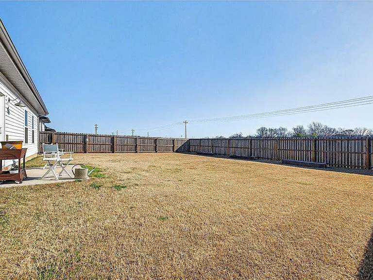 1220 Moonrise St — Photo 24