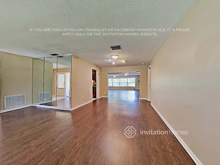 11577 Pine St — Photo 9