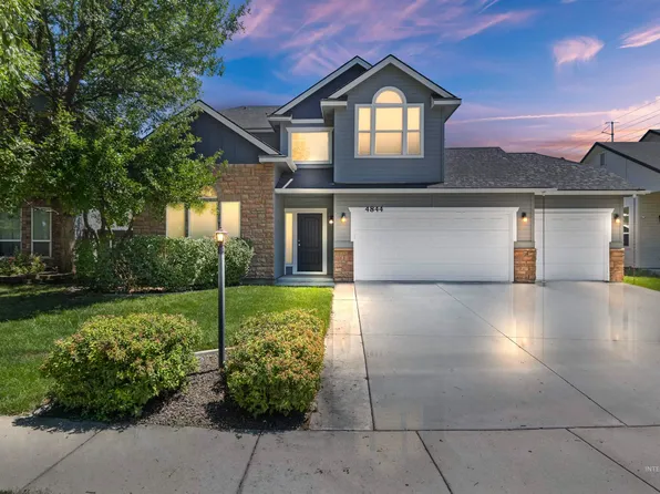 4844 N Schubert Ave, Meridian, ID 83646