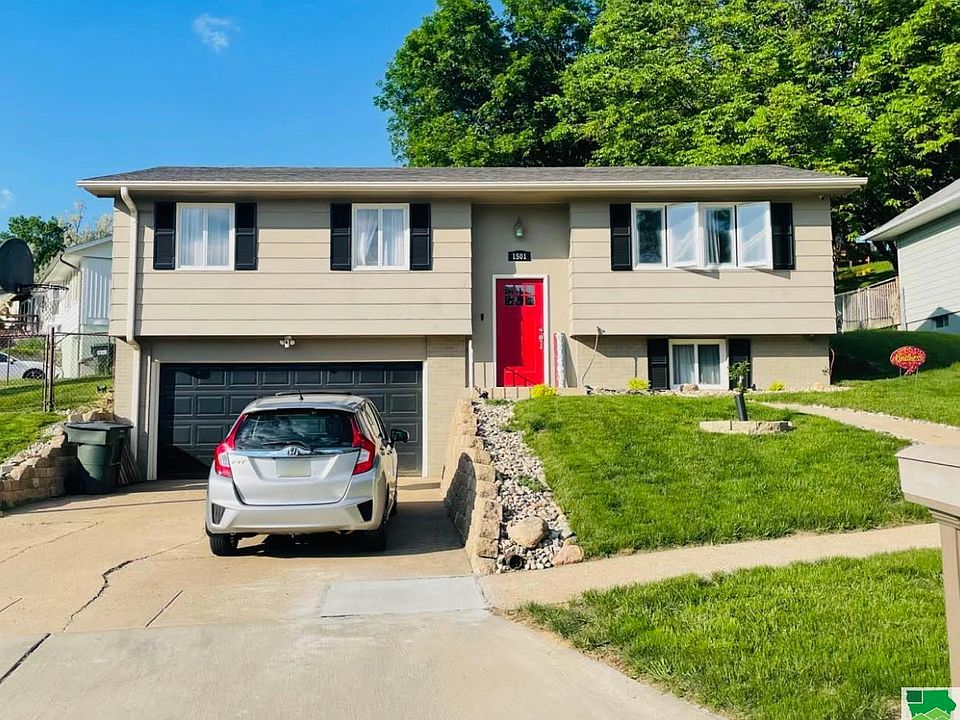1501 Osage Ct, Sioux City, IA 51104 Zillow